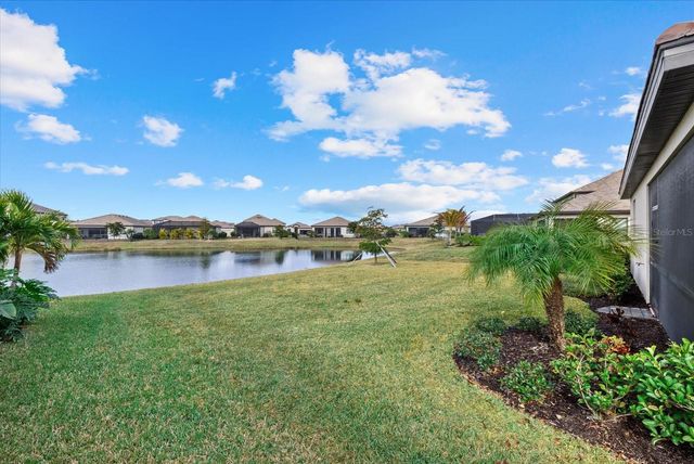 5220 BLUE CRUSH STREET, Bradenton, FL 34211