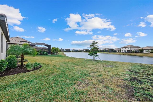 5220 BLUE CRUSH STREET, Bradenton, FL 34211