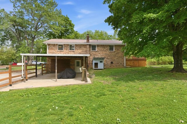 10143 Black St, Lyles, TN 37098