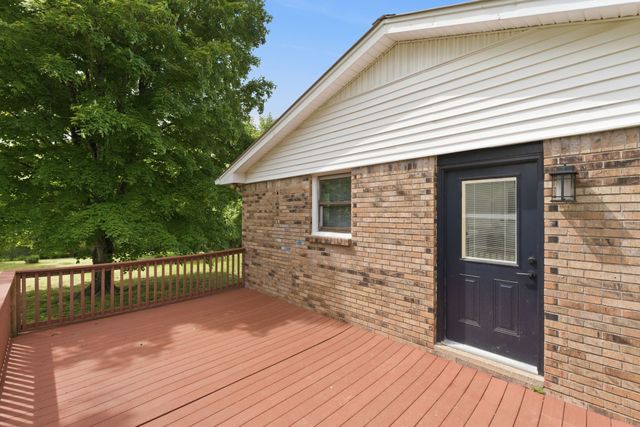10143 Black St, Lyles, TN 37098