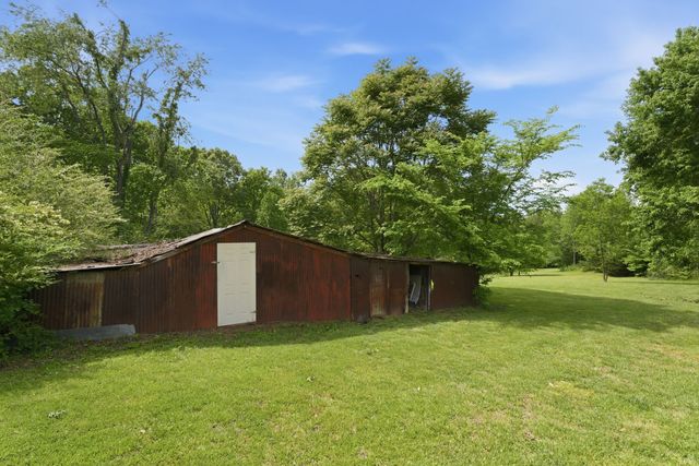 10143 Black St, Lyles, TN 37098