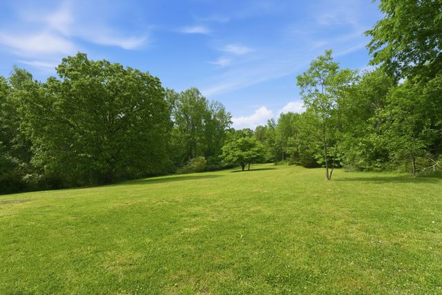10143 Black St, Lyles, TN 37098