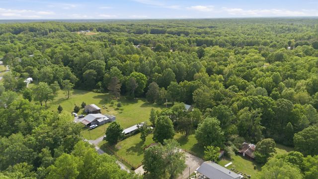 10143 Black St, Lyles, TN 37098