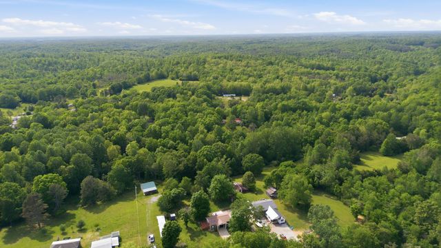 10143 Black St, Lyles, TN 37098
