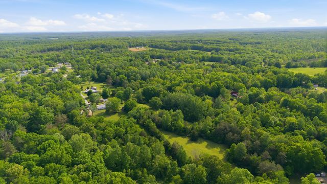 10143 Black St, Lyles, TN 37098