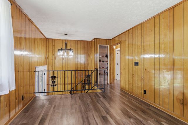 10143 Black St, Lyles, TN 37098