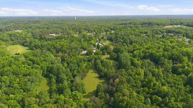 10143 Black St, Lyles, TN 37098