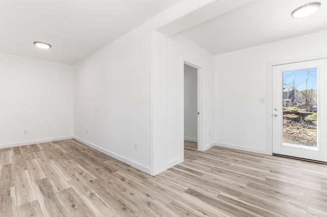 15 Highland Avenue, Claremont, NH 03743