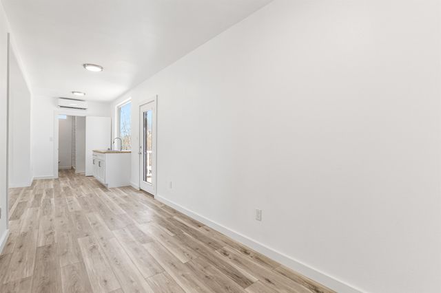 15 Highland Avenue, Claremont, NH 03743