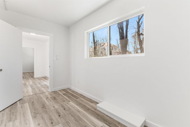 15 Highland Avenue, Claremont, NH 03743