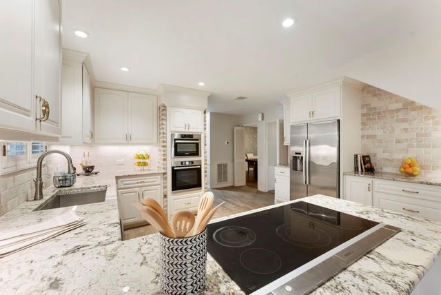 13643 Glen Erica Drive, Houston, TX 77069