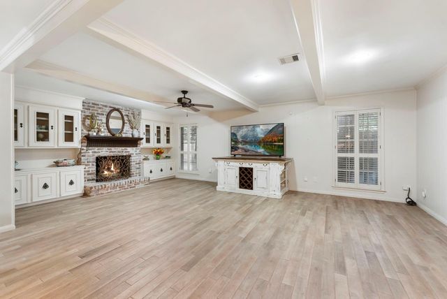 13643 Glen Erica Drive, Houston, TX 77069