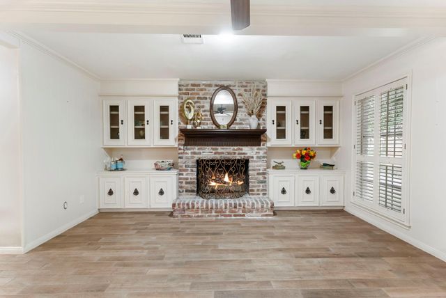 13643 Glen Erica Drive, Houston, TX 77069