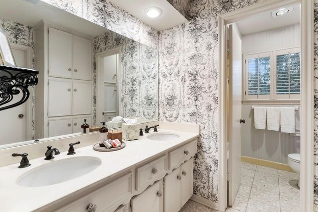 13643 Glen Erica Drive, Houston, TX 77069