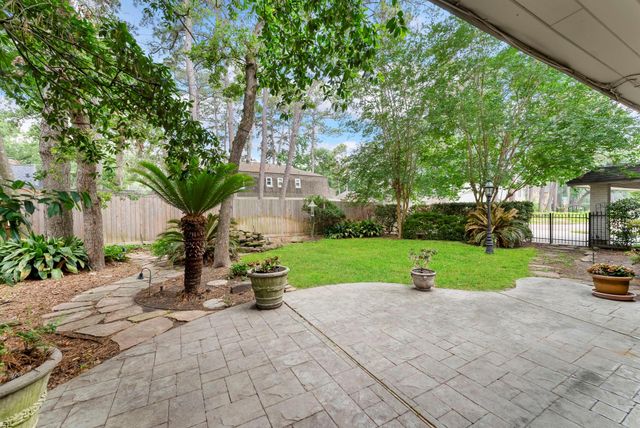 13643 Glen Erica Drive, Houston, TX 77069
