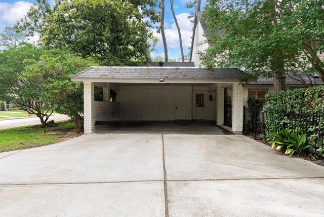 13643 Glen Erica Drive, Houston, TX 77069