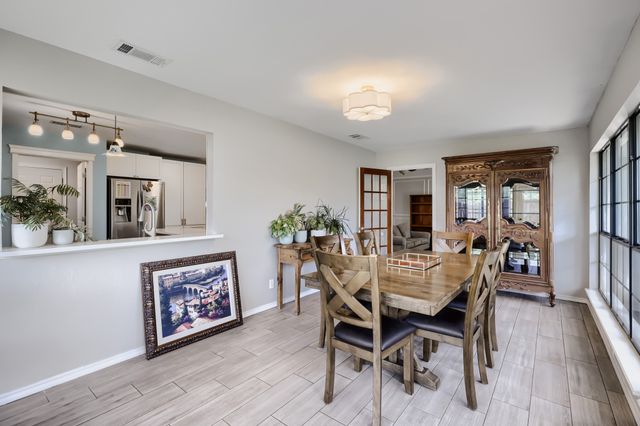 2025 Redwood Trail, Grapevine, TX 76051