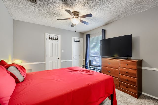 2025 Redwood Trail, Grapevine, TX 76051