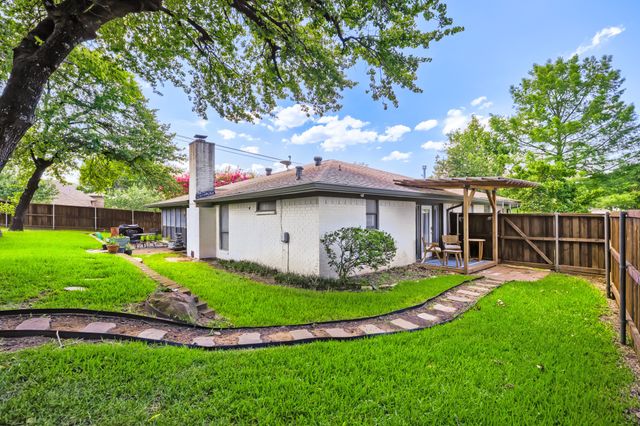 2025 Redwood Trail, Grapevine, TX 76051