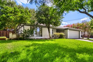 2025 Redwood Trail, Grapevine, TX 76051