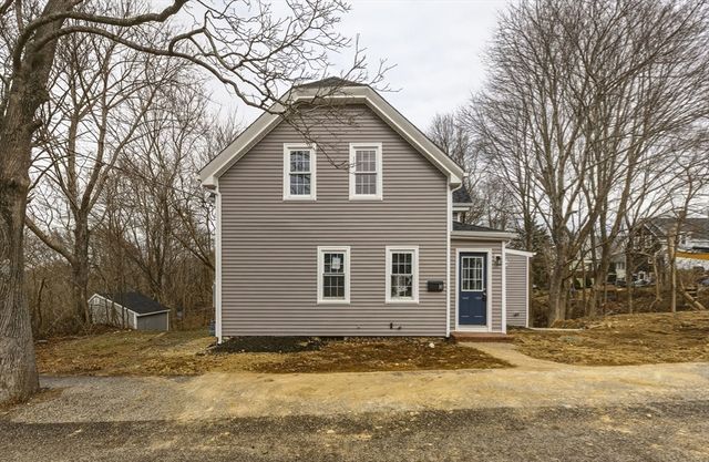 3 Birch Ave, Plymouth, MA 02360