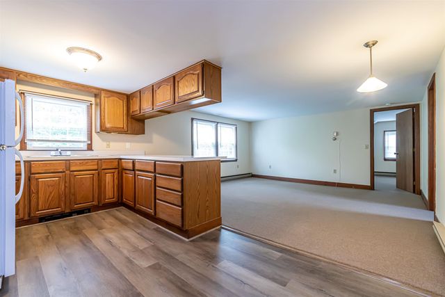 212 West Main Street, Hillsborough, NH 03244