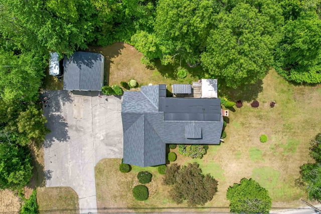 212 West Main Street, Hillsborough, NH 03244