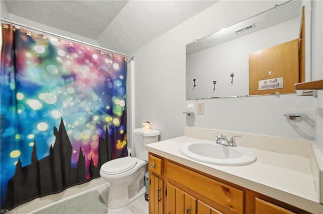 106 E Cummings AVE, Hampton, VA 23663