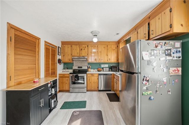 106 E Cummings AVE, Hampton, VA 23663