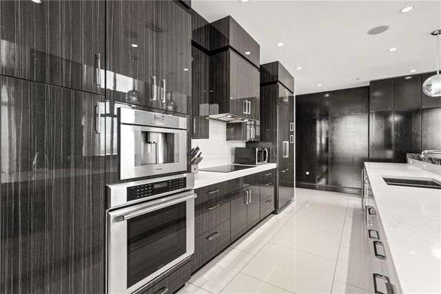 270 17th NW Street 4602, Atlanta, GA 30363