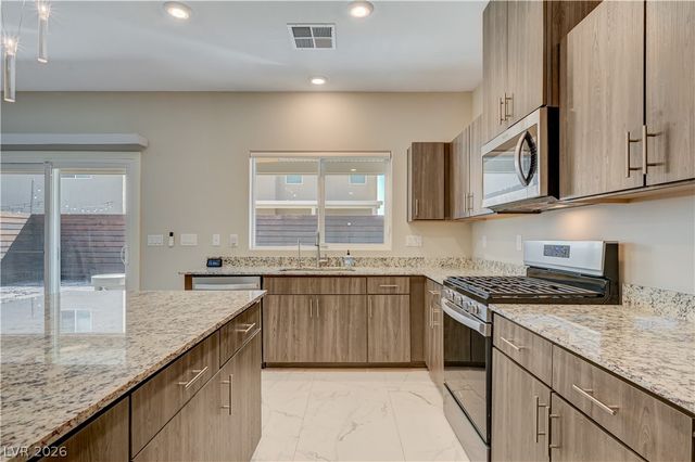 7563 Dragonfruit Avenue, Las Vegas, NV 89113