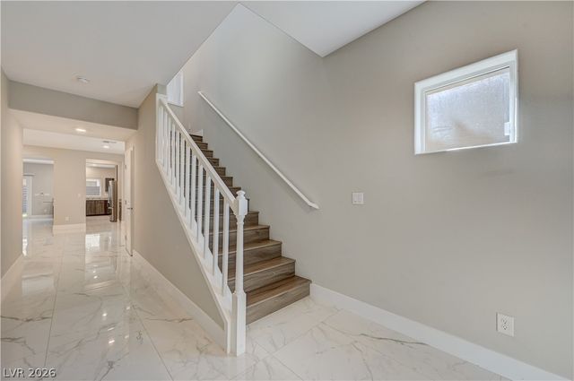 7563 Dragonfruit Avenue, Las Vegas, NV 89113