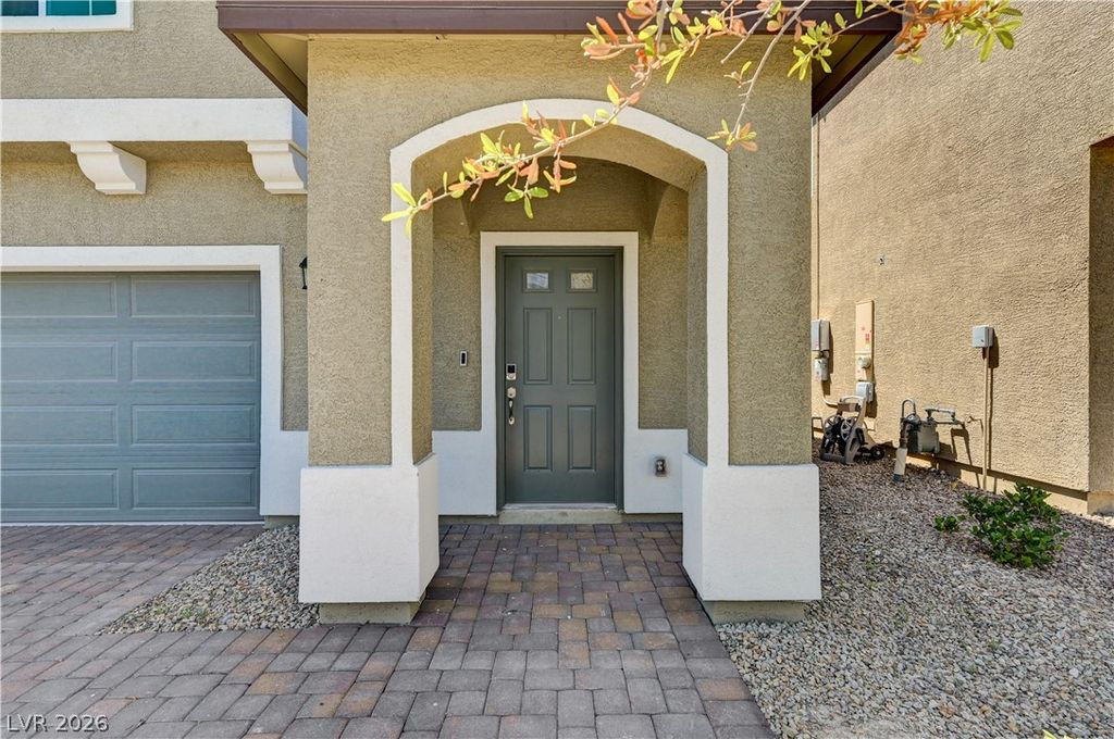 7563 Dragonfruit Avenue, Las Vegas, NV 89113 — photo 2