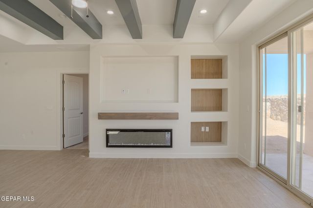 115 Madrid Street, Santa Teresa, NM 88008