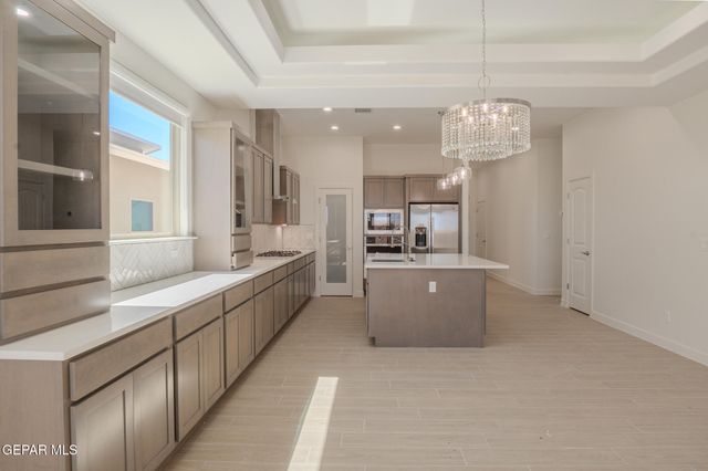 115 Madrid Street, Santa Teresa, NM 88008