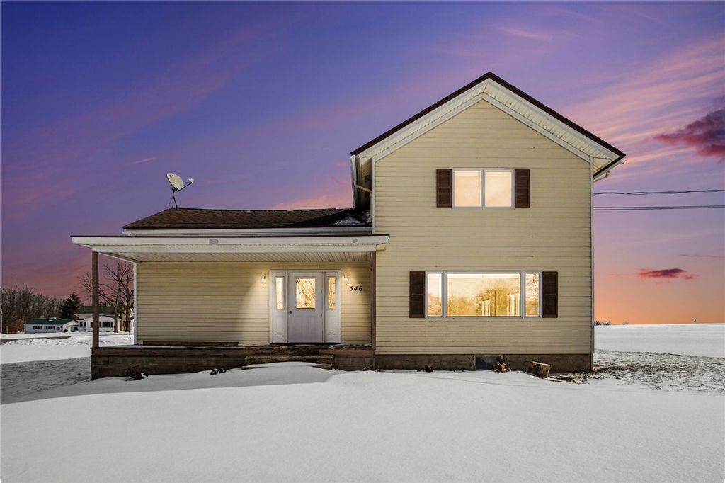 346 Lake Road East, Hamlin, NY 14464