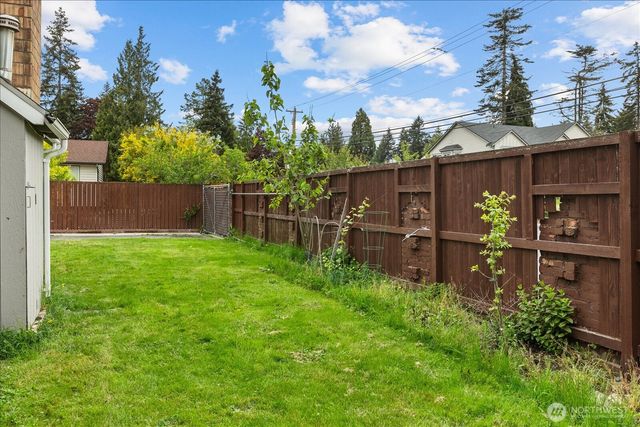 5205 173rd Place SW, Lynnwood, WA 98037