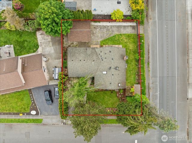 5205 173rd Place SW, Lynnwood, WA 98037