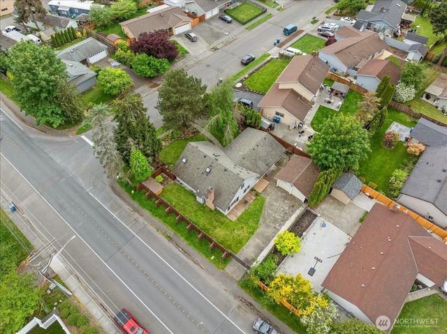 5205 173rd Place SW, Lynnwood, WA 98037
