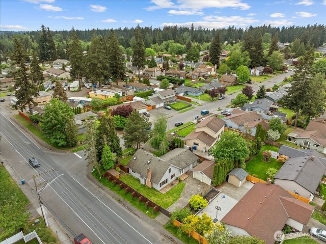 5205 173rd Place SW, Lynnwood, WA 98037