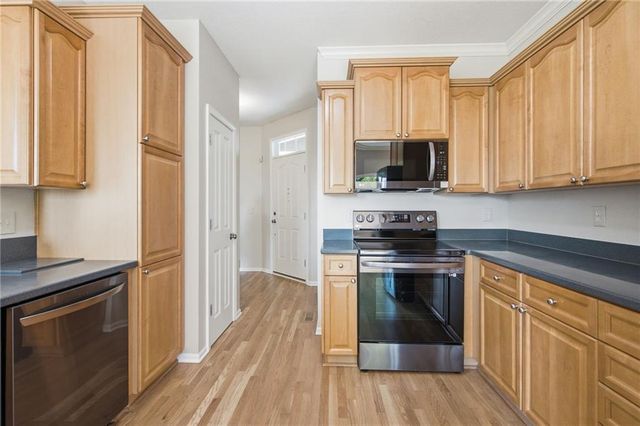 16144 Linden Street, Overland Park, KS 66085