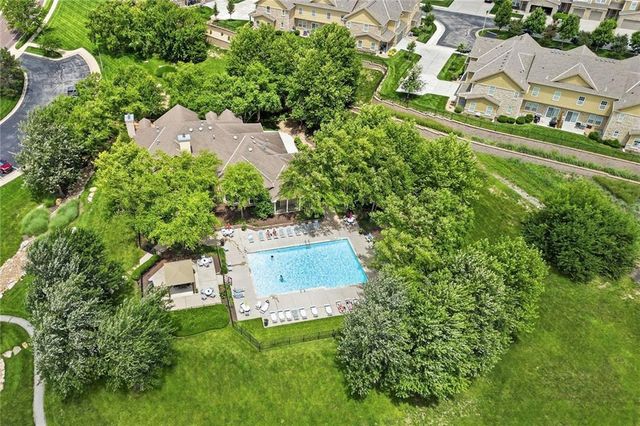 16144 Linden Street, Overland Park, KS 66085
