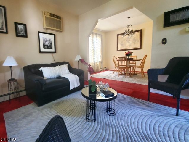 33 Garden Ave, Belleville Twp., NJ 07109