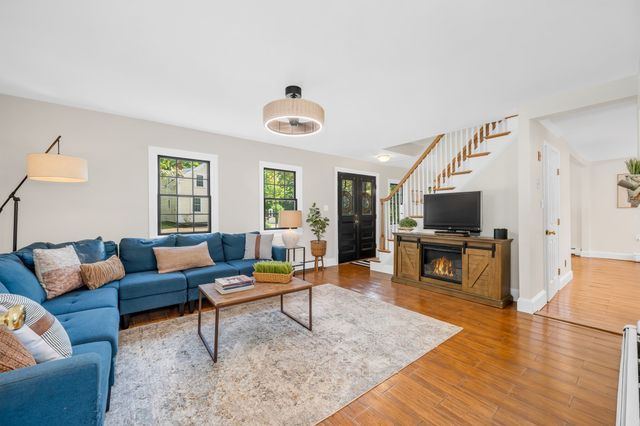 12 Peabody Street, North Reading, MA 01864