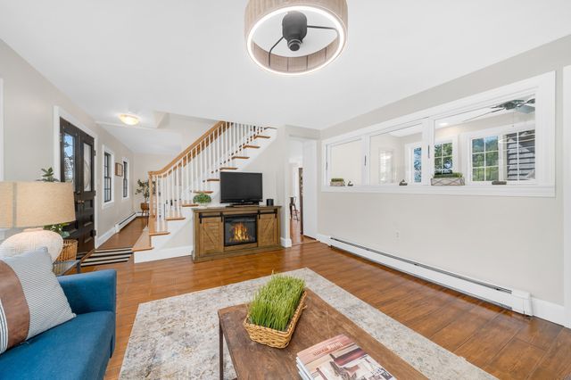 12 Peabody Street, North Reading, MA 01864