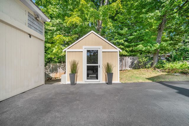12 Peabody Street, North Reading, MA 01864