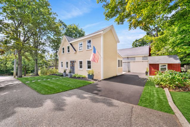 12 Peabody Street, North Reading, MA 01864