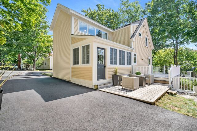 12 Peabody Street, North Reading, MA 01864