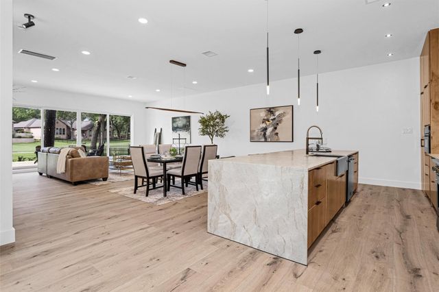 36 Winthrop Harbor, Montgomery, TX 77356