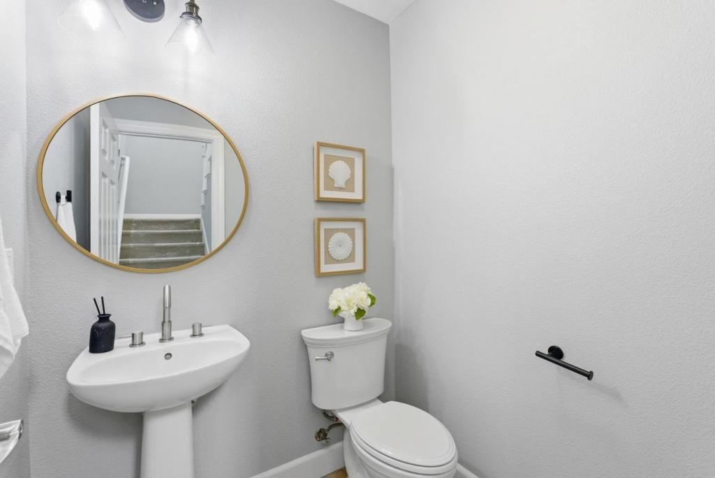 Image 18 of property listing at 504 San Jorge Terrace, Sunnyvale, CA 94089